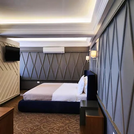 Otel Porta Kavalja Golem (Tirana)