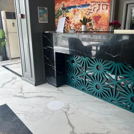 Porta Kavalja Hotel 4*